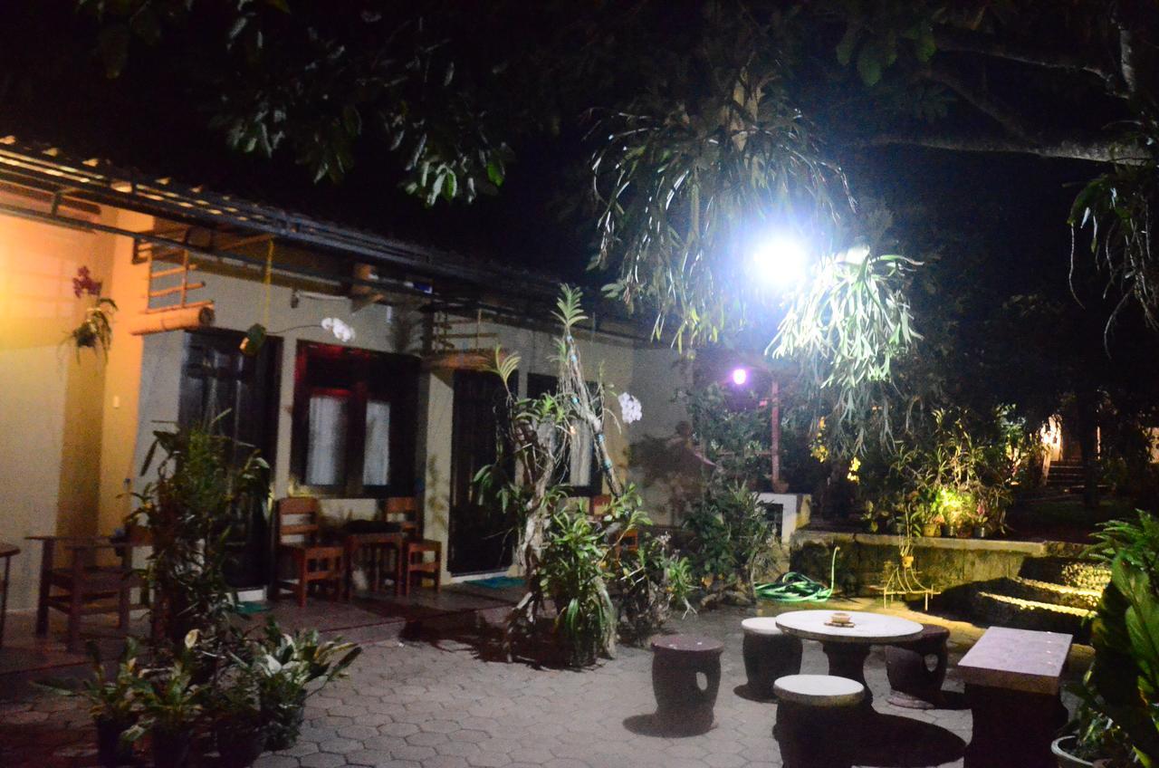 Banyu Homestay Banyuwangi  Kültér fotó