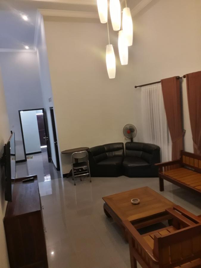 Banyu Homestay Banyuwangi  Kültér fotó