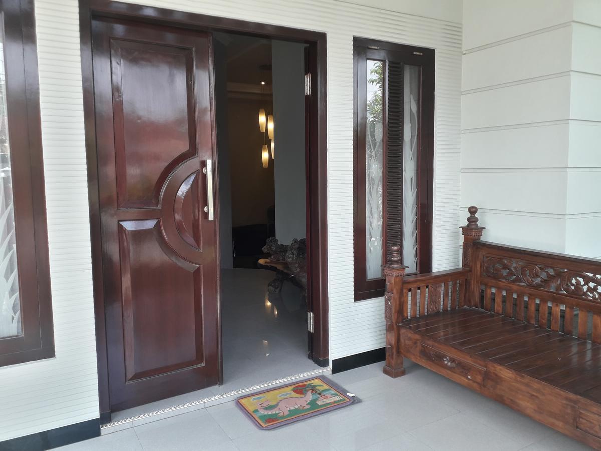 Banyu Homestay Banyuwangi  Kültér fotó