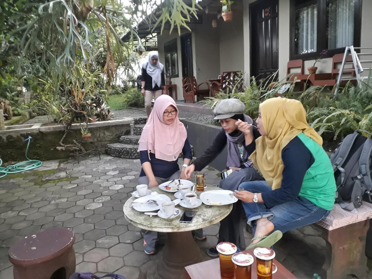 Banyu Homestay Banyuwangi  Kültér fotó