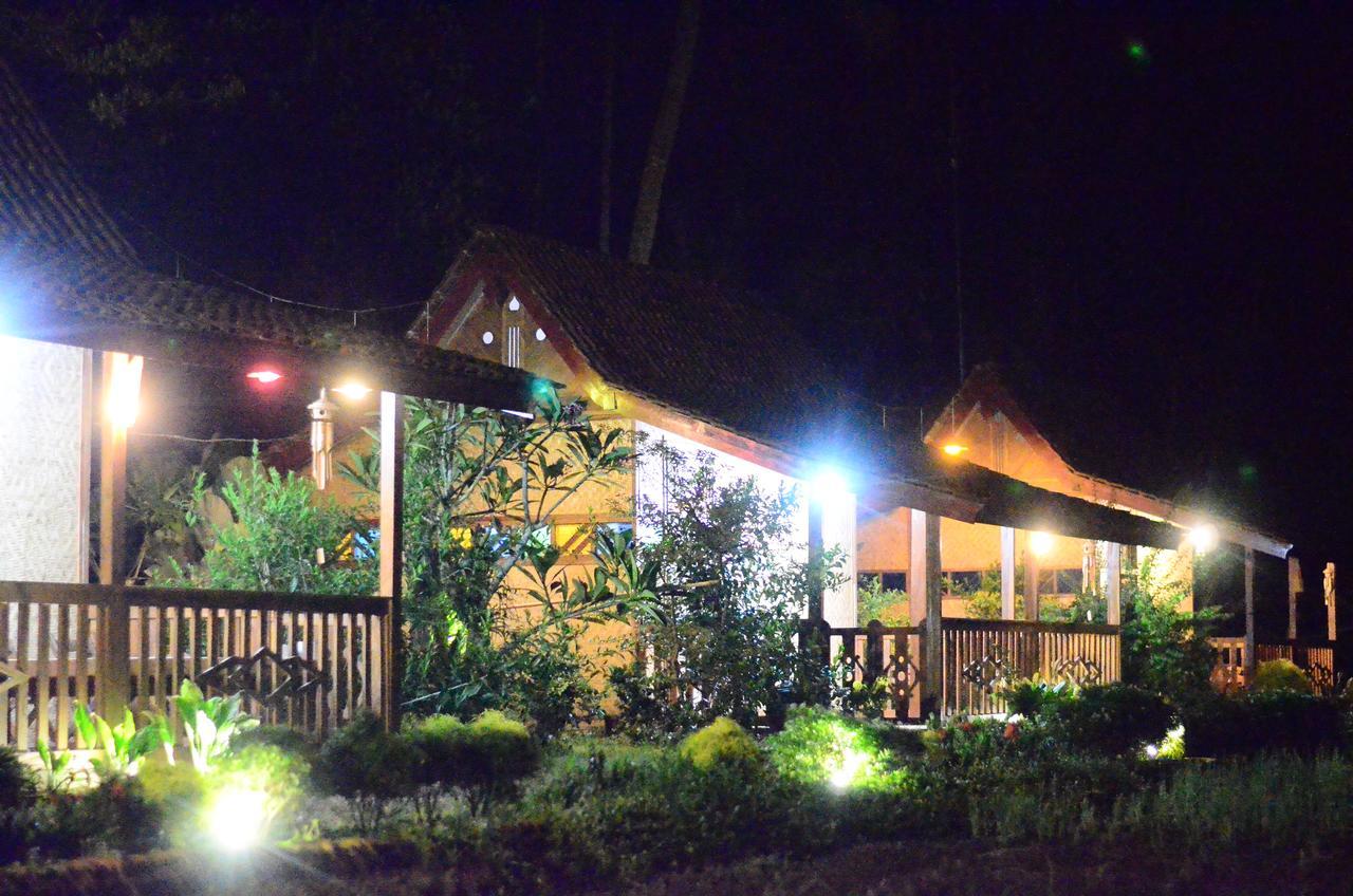 Banyu Homestay Banyuwangi  Kültér fotó