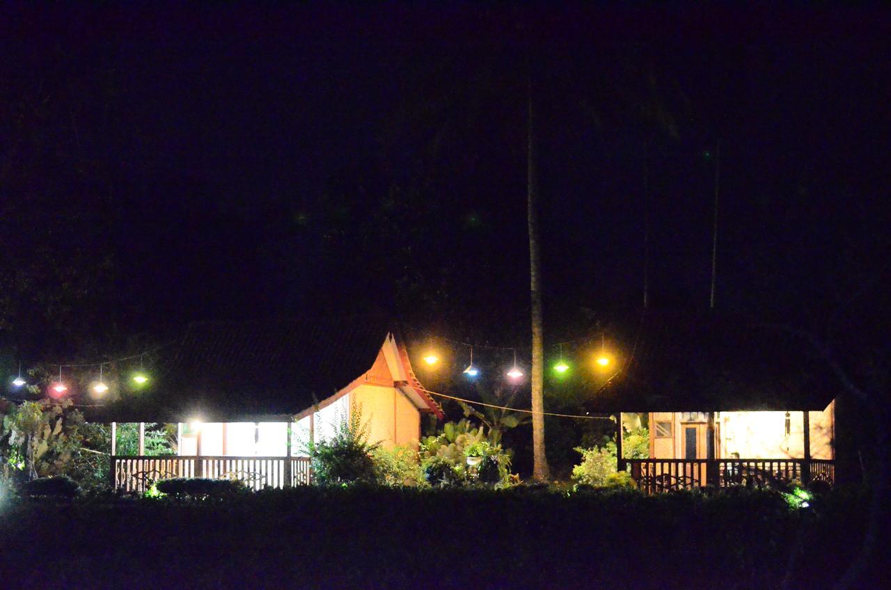 Banyu Homestay Banyuwangi  Kültér fotó