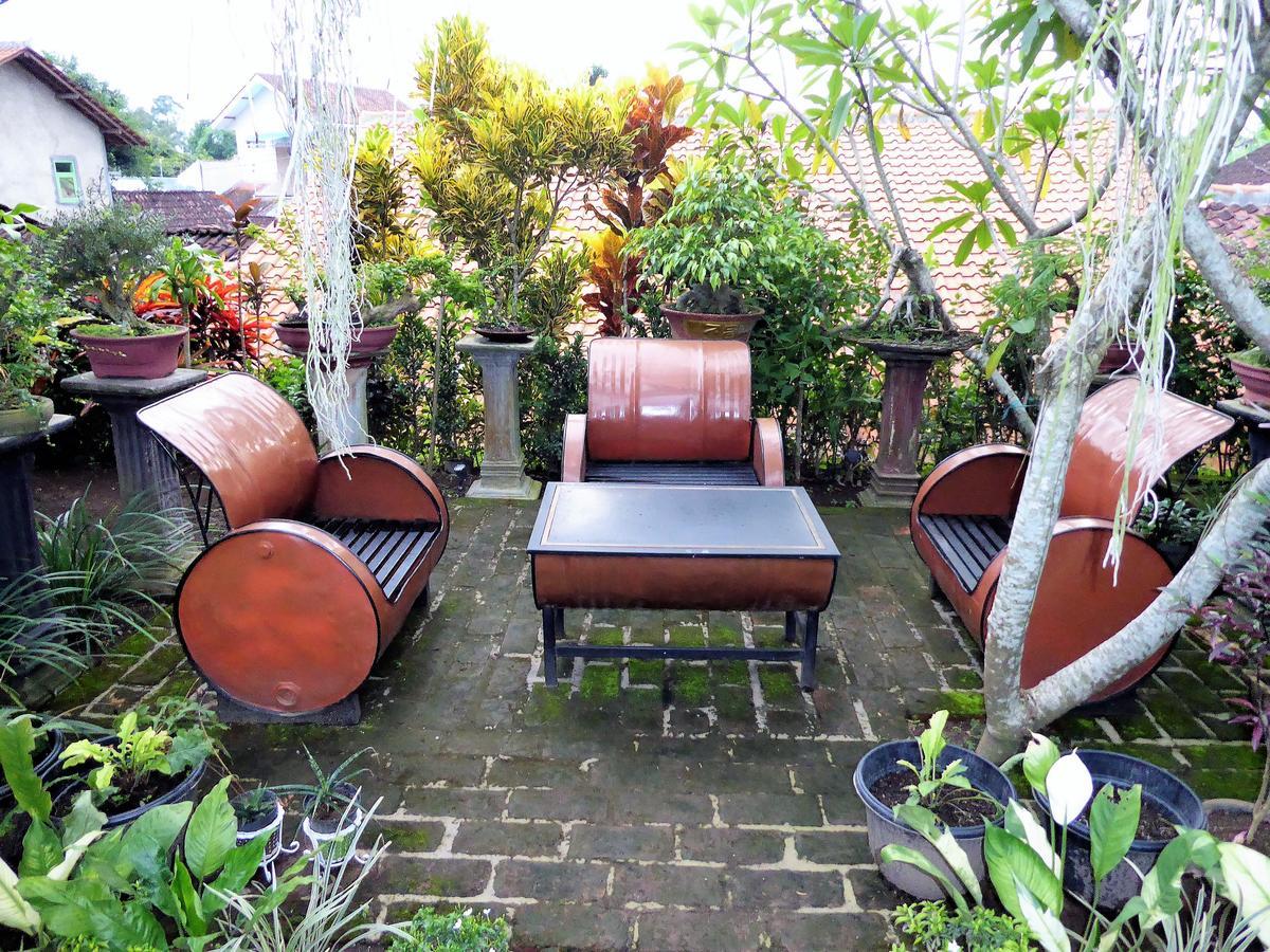 Banyu Homestay Banyuwangi  Kültér fotó