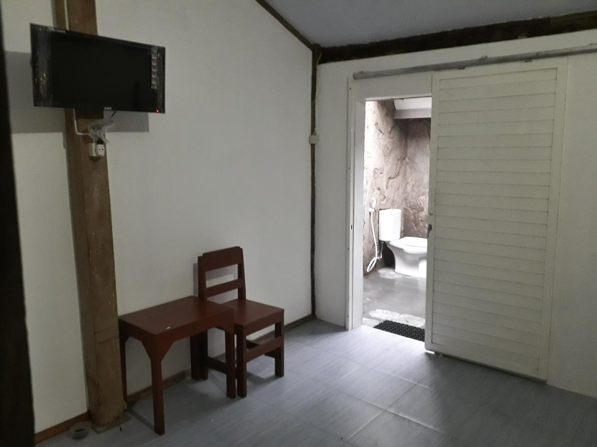 Banyu Homestay Banyuwangi  Kültér fotó